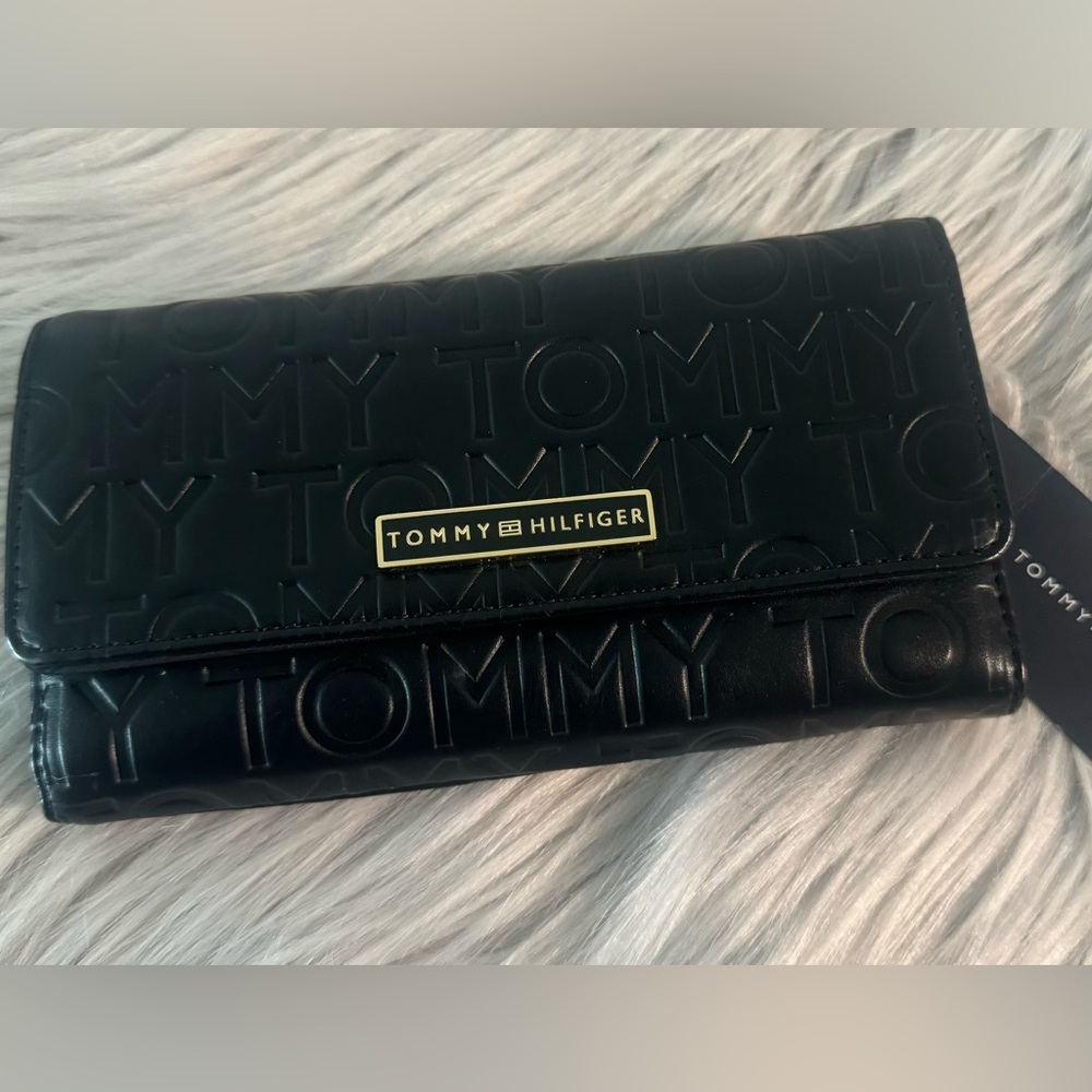 Tommy Hilfiger Black Wallet